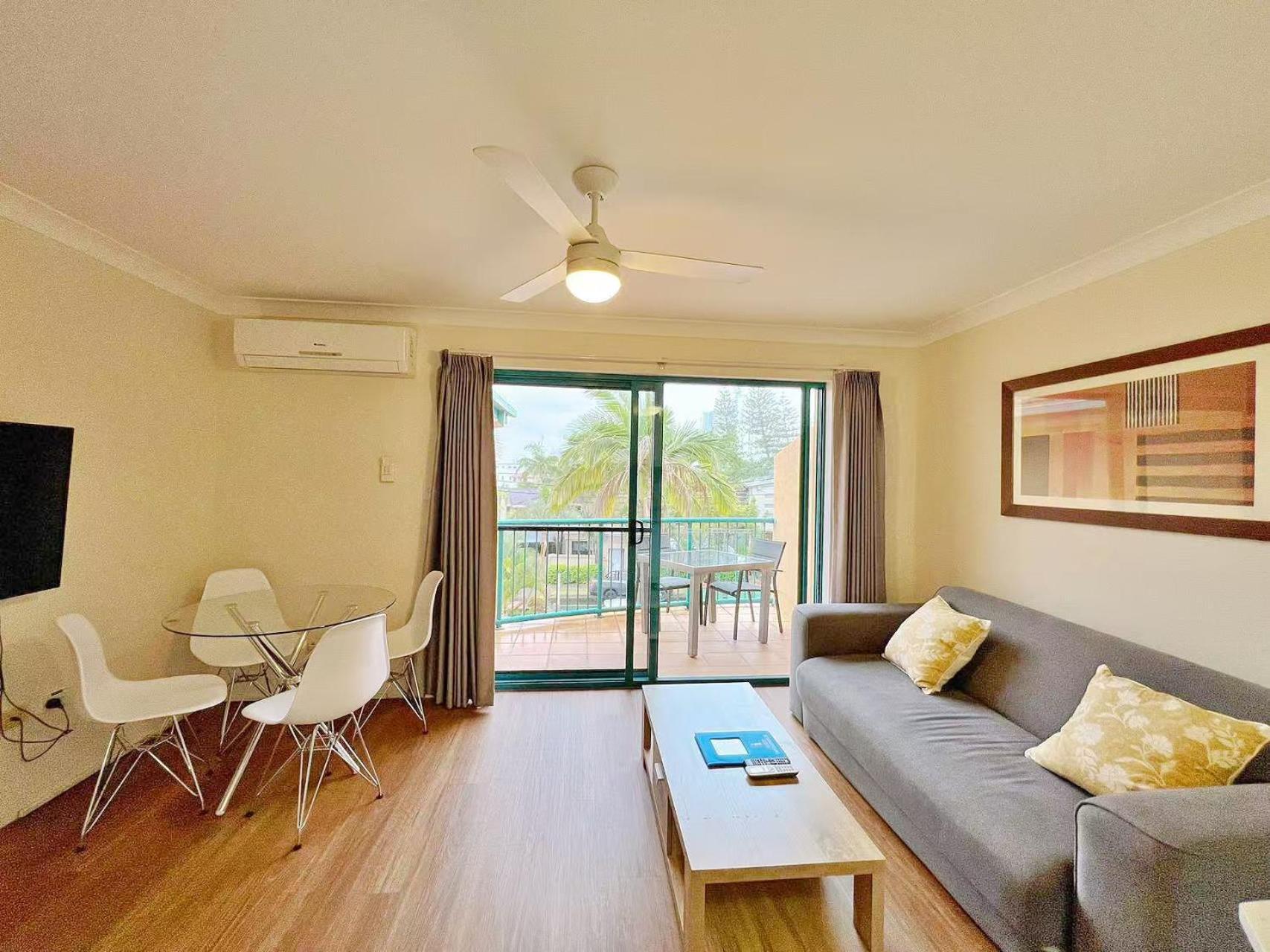 Karana Palms Resort Gold Coast Exterior foto